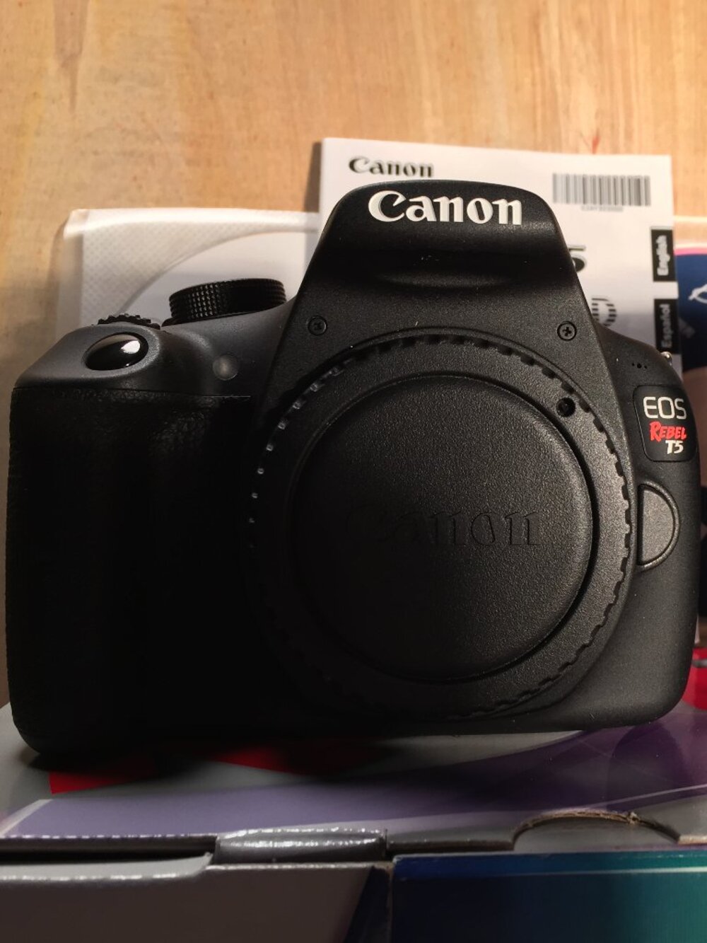Canon EOS Rebel T5 Digital SLR w/ 18-55mm IS II Lens w/ acc - Make an offer